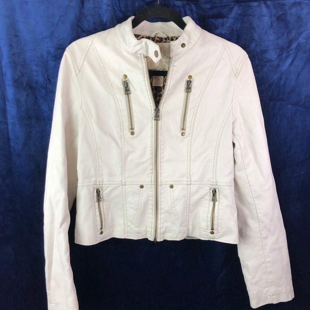 Arden B Faux Leather White Jacket -Lg blemished